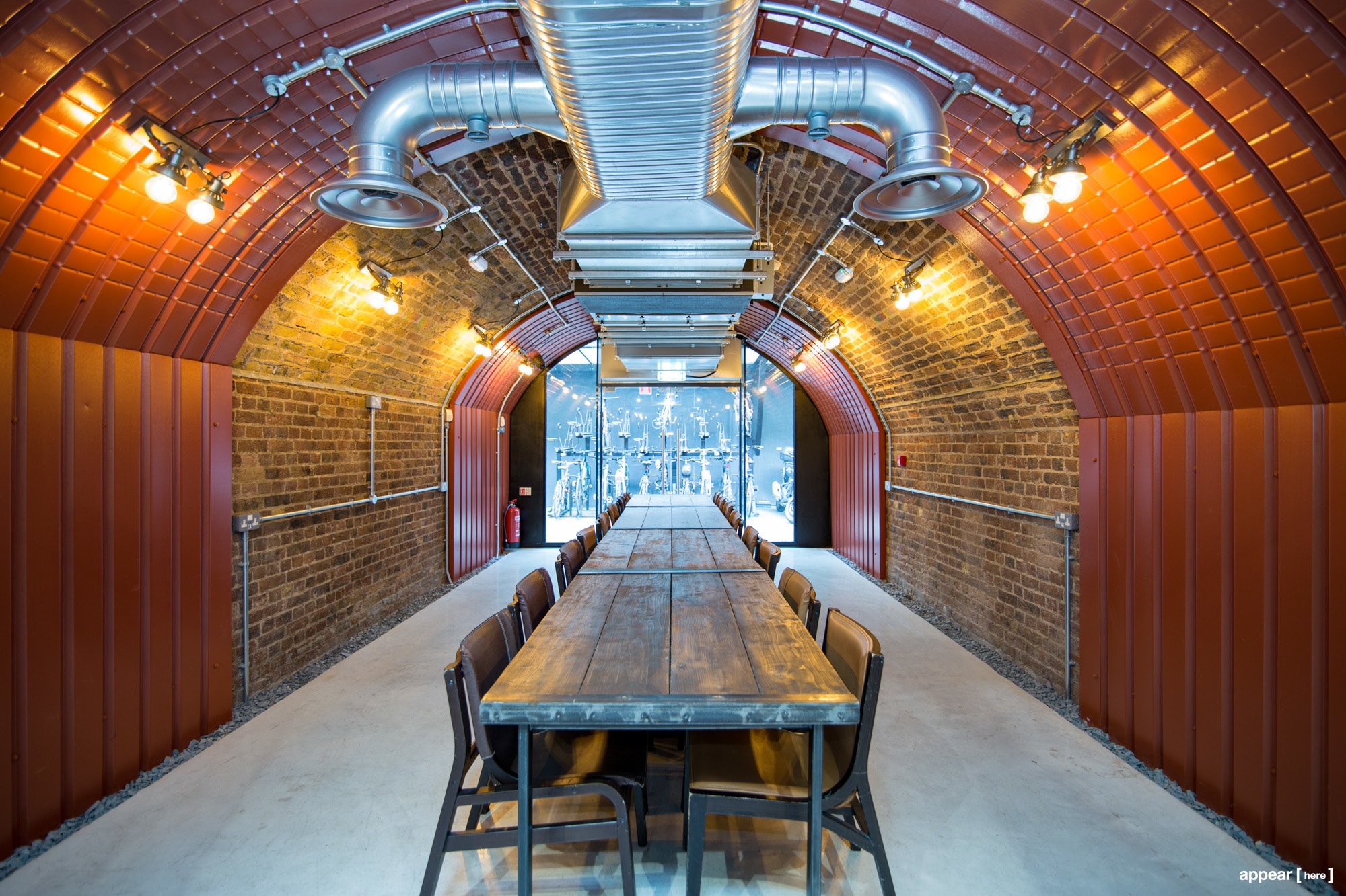 3_Robinson_Road_-_Venue1.jpg